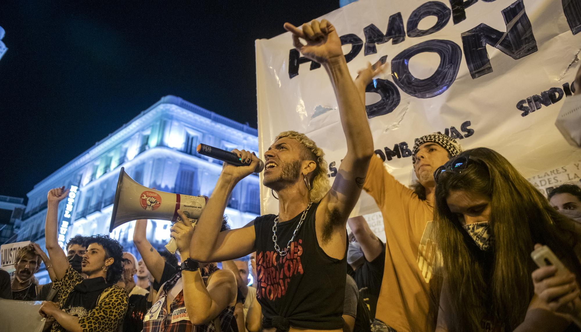 Que una mentira no calle tu verdad. Concentración en Madrid contra las agresiones homófobas. - 8